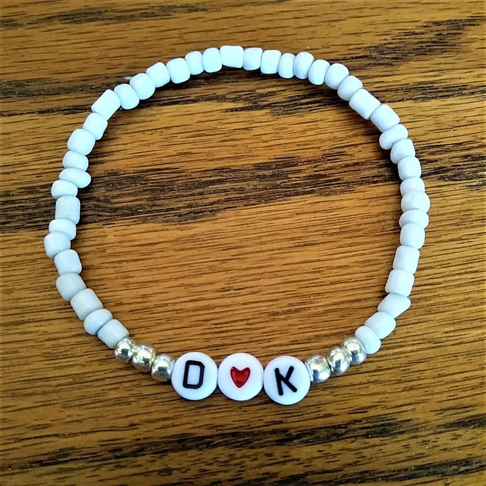 3/$49 New Personalized Beaded Name/Word Bracelets - Picture 4 of 6